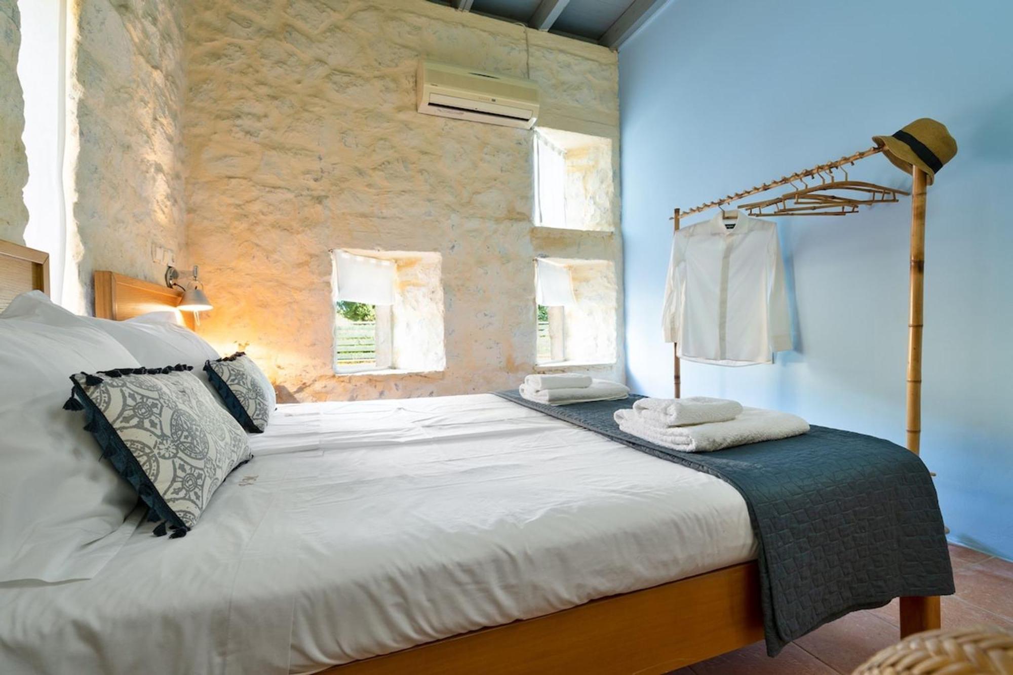 Villa Mediterranea, With Heated Pool Livadia  Exterior foto